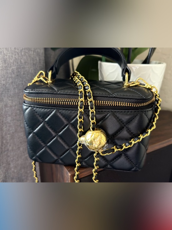 Source Unknown Handbags - Black Quilted Vanity Mini Bag with Gold Chain and Charm
